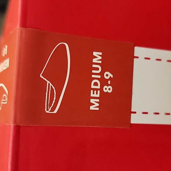 Club Room Men's Red Blue Indoor Outdoor Slippers Size Med 8-9 - Picture 3 of 7